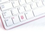 Kit Raspberry Pi 400 - Computador Pessoal Portátil e Completo