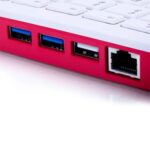 Kit Raspberry Pi 400 - Computador Pessoal Portátil e Completo