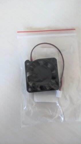 Click to view full screen Cooler 5V para Case de Raspberry Pi (3cm X 3cm x 1 cm) photo review